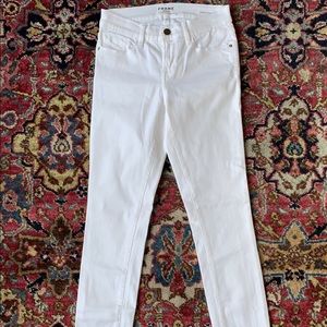 FRAME “Le Skinny de Jeanne” White Skinny Jean